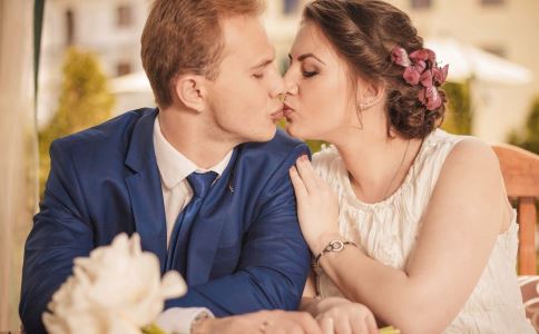 女人多少歲結婚？看數據來說話