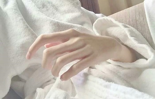 為什么男生總是手先進(jìn)去才有感覺(jué) 男人手先進(jìn)去的原因是什么