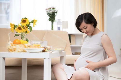 孕期什么階段補鈣 女性哺乳期需要補鈣嗎